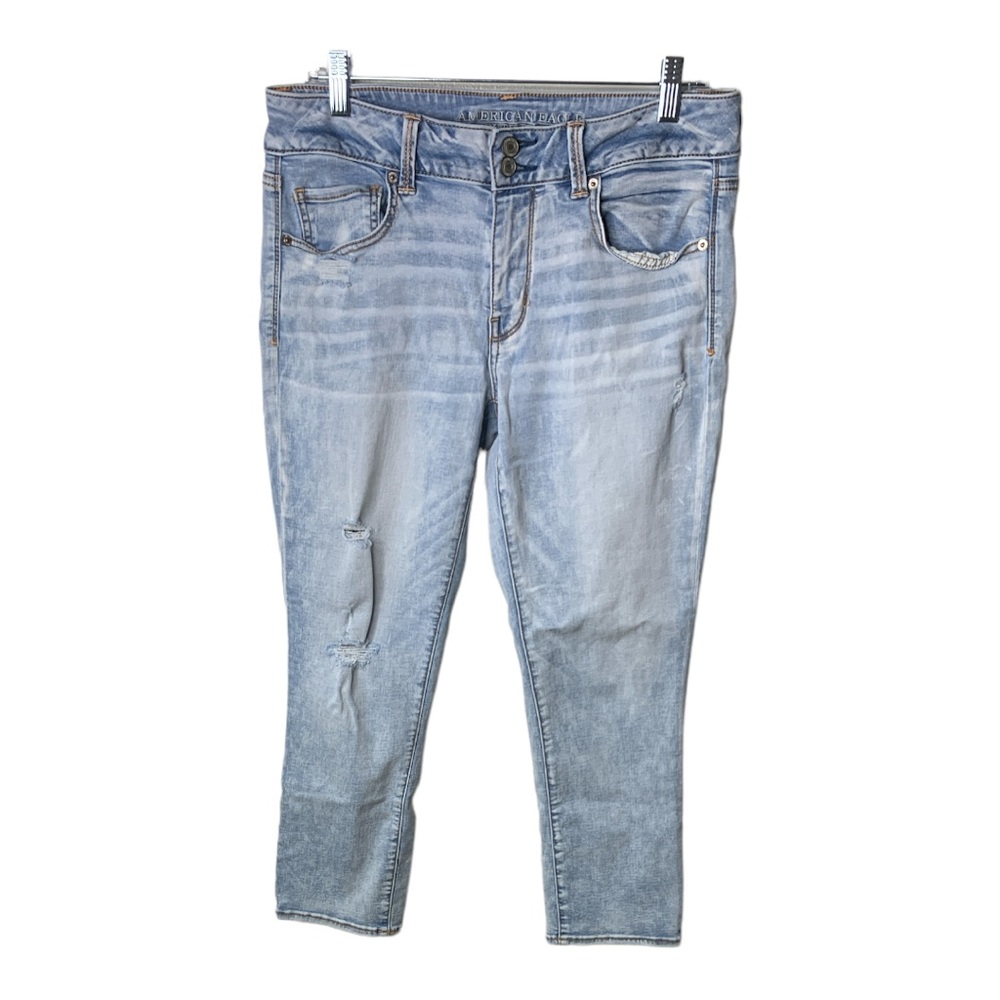 American Eagle Outfitters AEO Artist Crop Light Wash Jeans Distressed